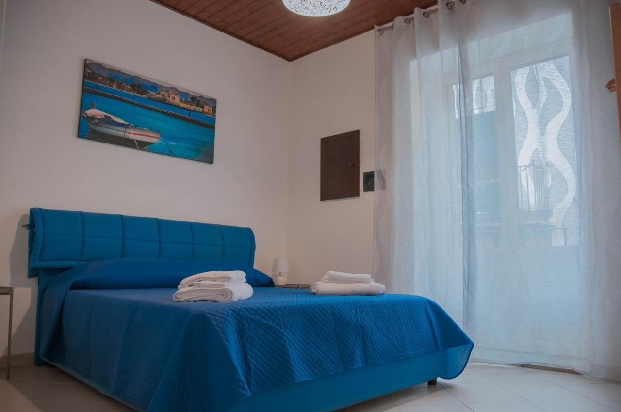 Ideisini'S Apartment 팔레르모 외부 사진