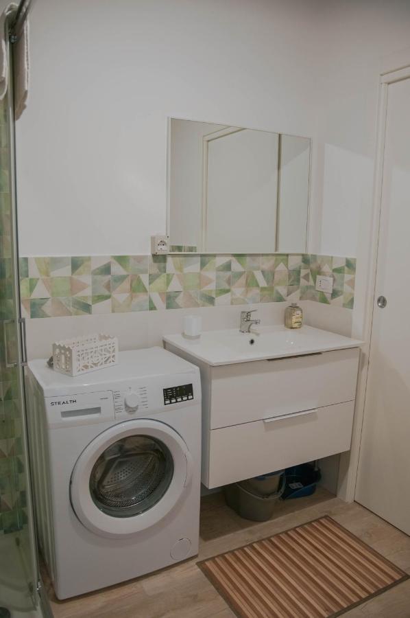 Ideisini'S Apartment 팔레르모 외부 사진